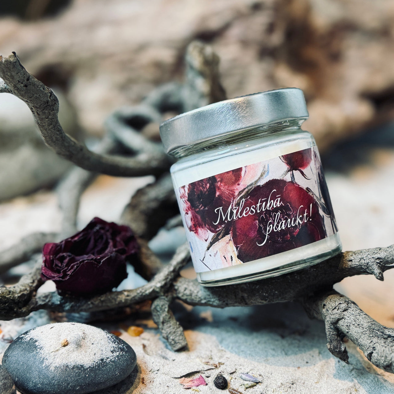 Palmu vaska sveces SVĒTKI burciņās