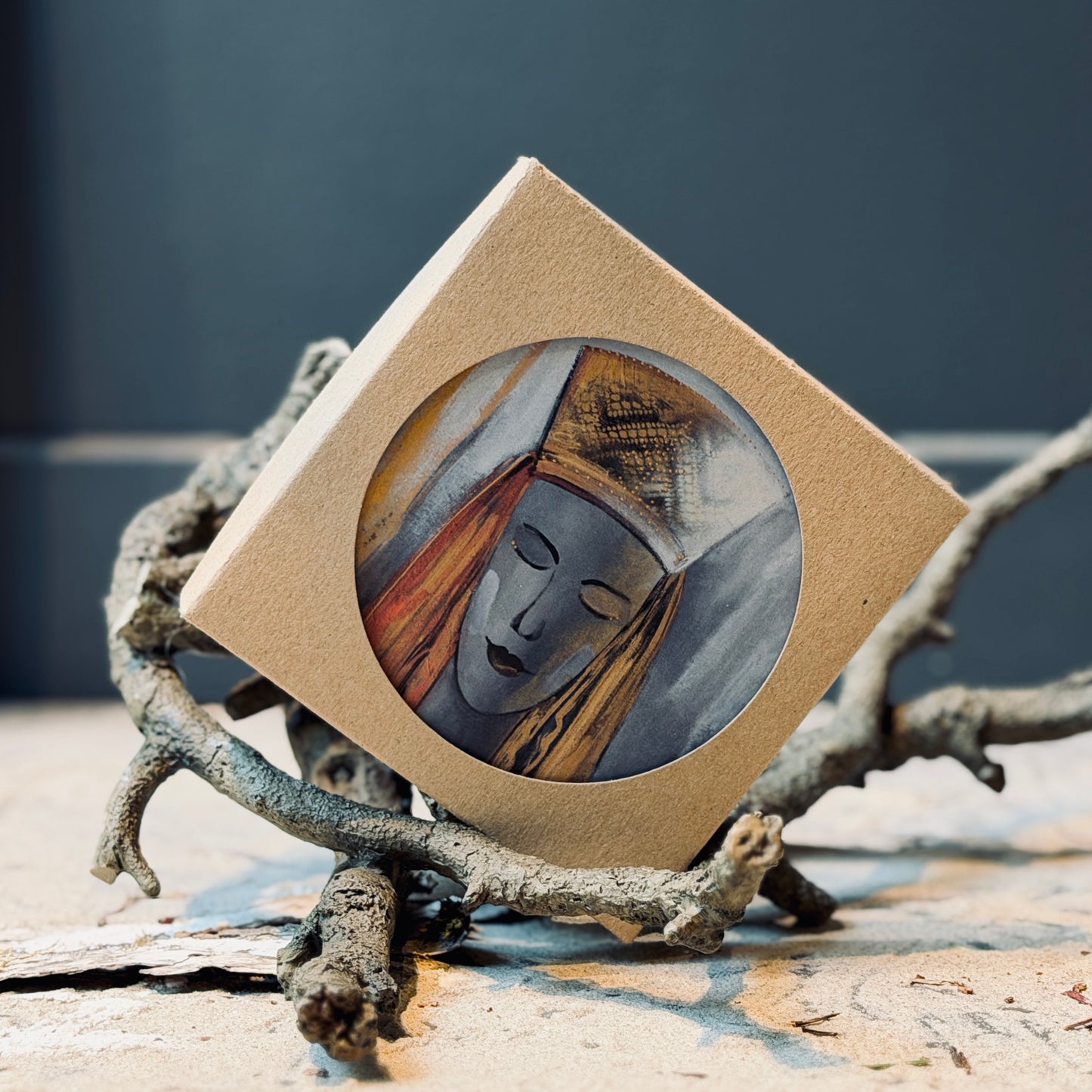 Glāzes un krūzes paliktnis LATVIEŠU DIEVĪBAS