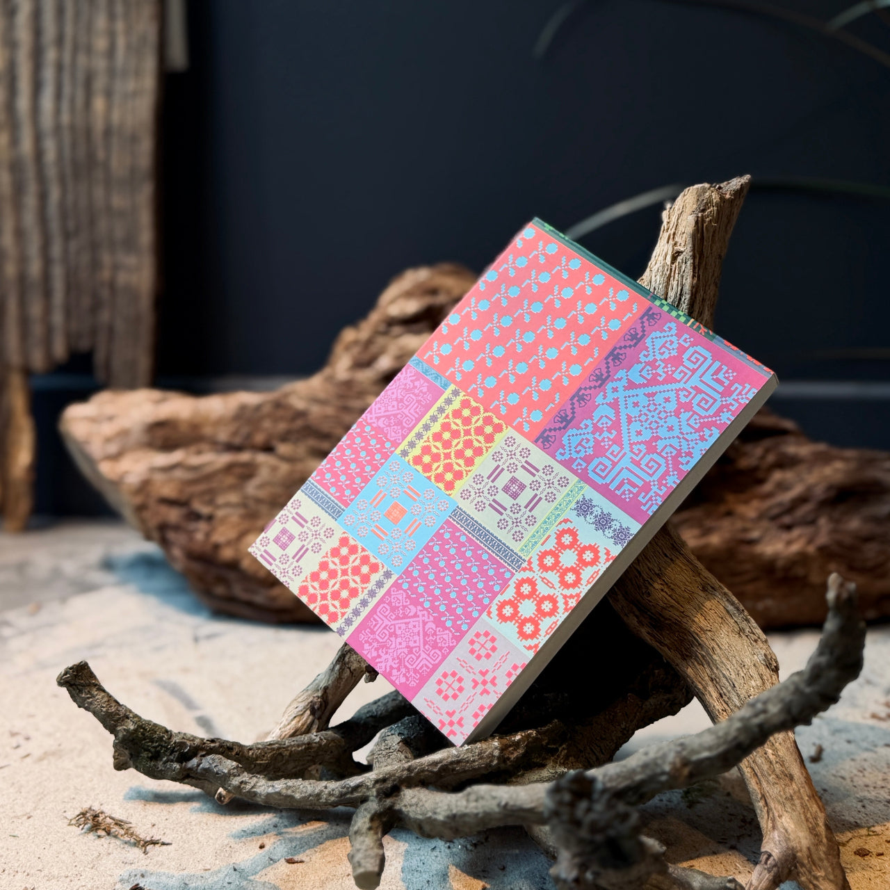 Piezīmju blociņš LATVIEŠU RAKSTI