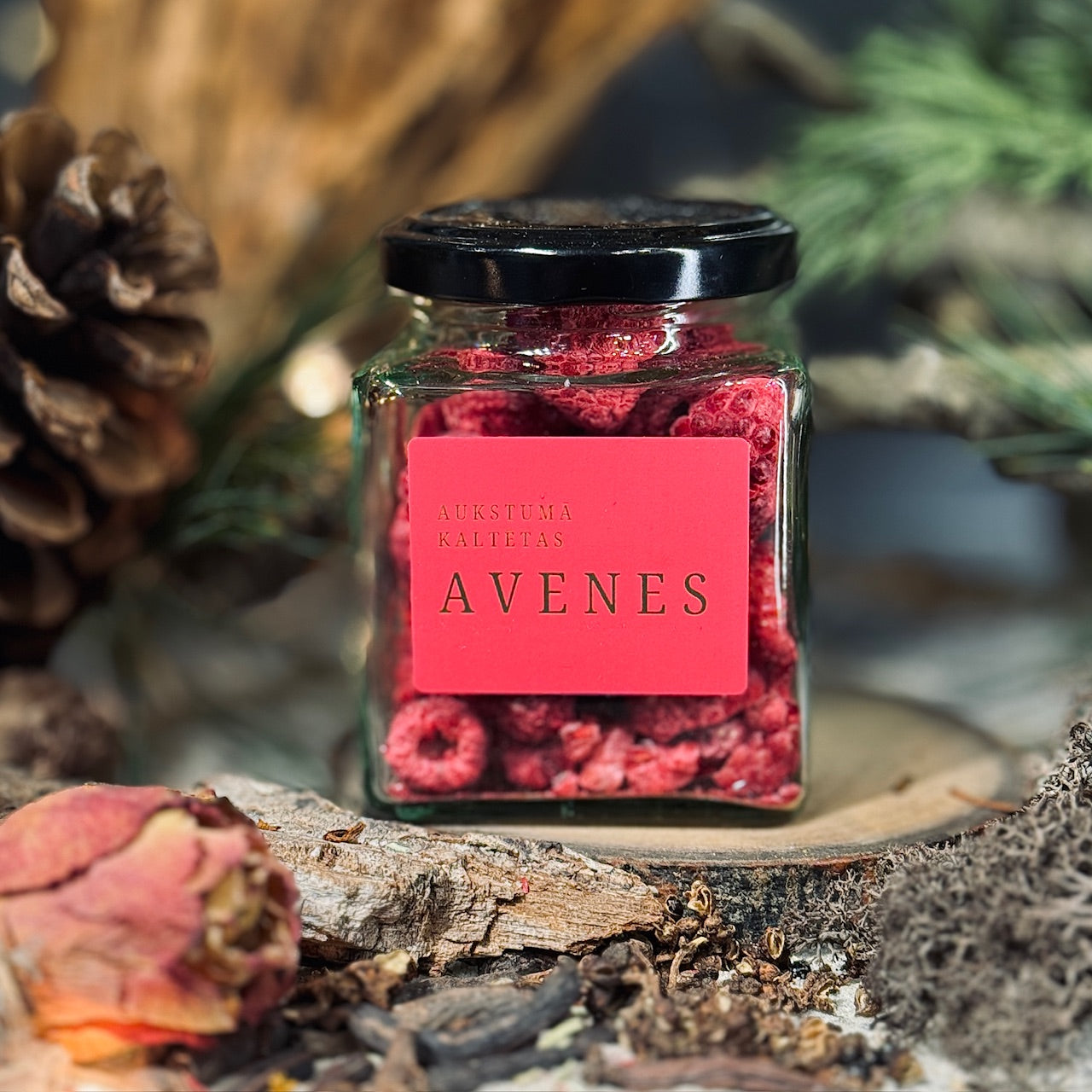 Mežapuķu putots medus AVENE