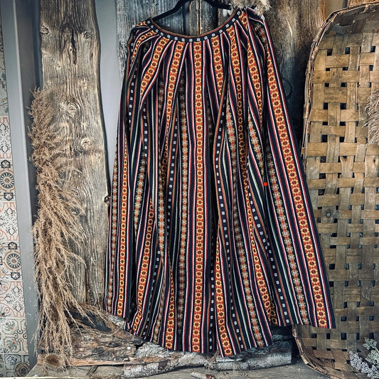 Tautastērpa bruncis ZAĻENIEKI