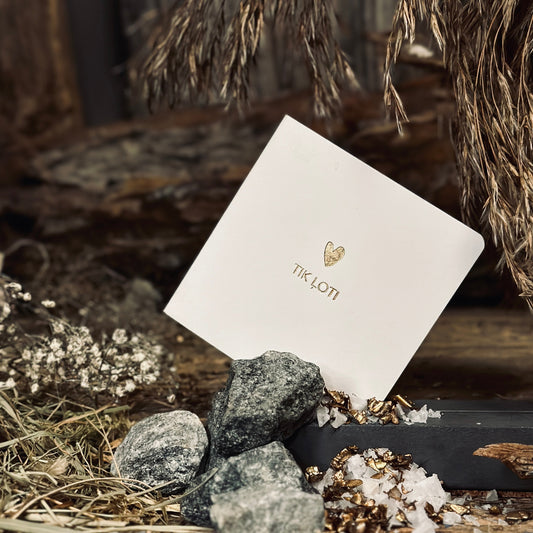 Maza apsveikums kartīte ZELTA SIRDS