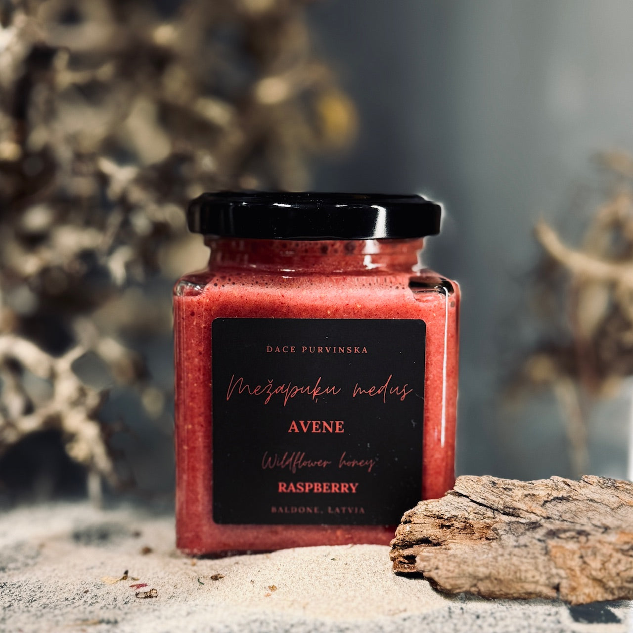 Mežapuķu putots medus AVENE