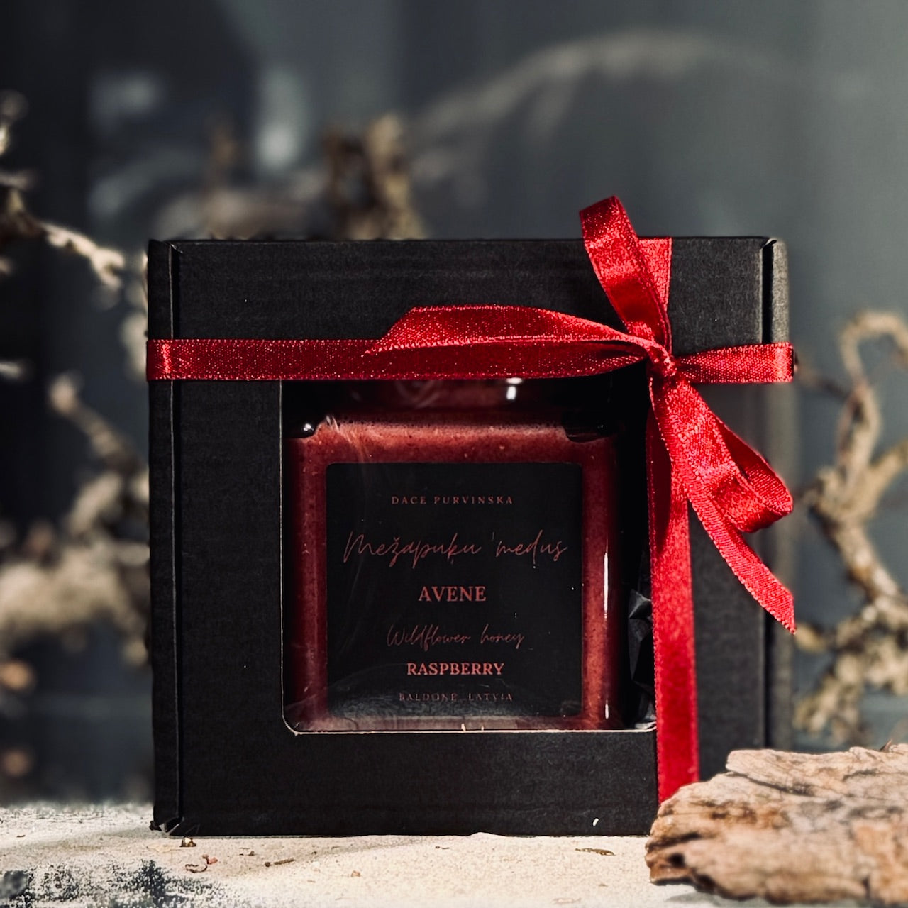 Mežapuķu putots medus AVENE