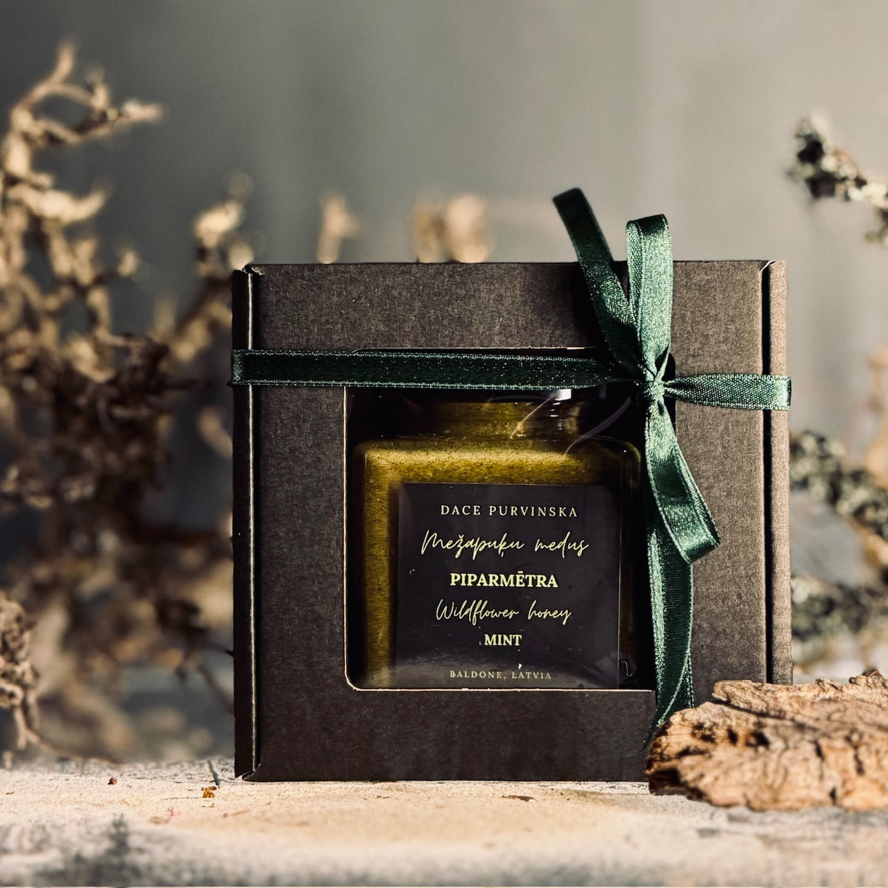 Mežapuķu putots medus PIPARMĒTRA