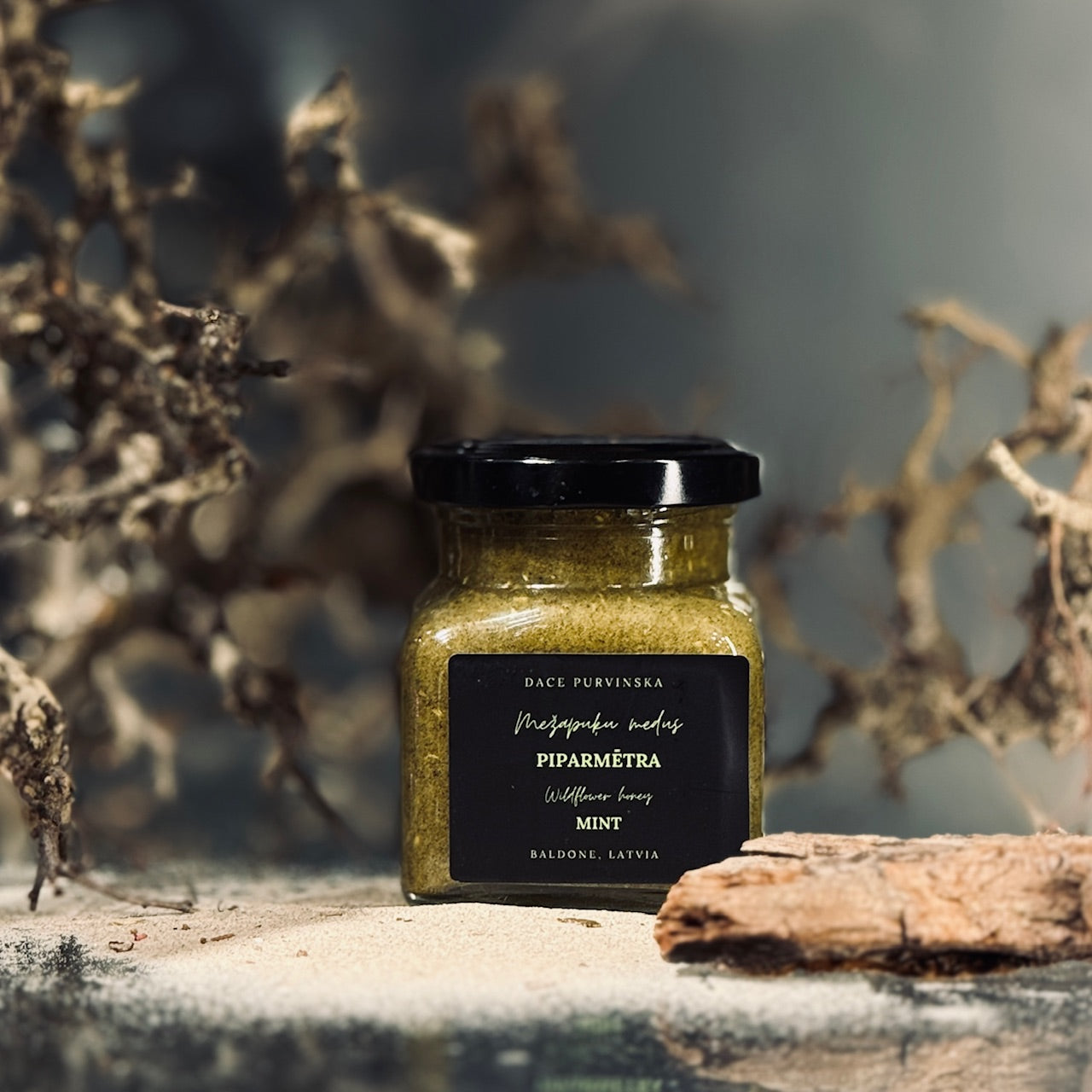 Mežapuķu putots medus PIPARMĒTRA
