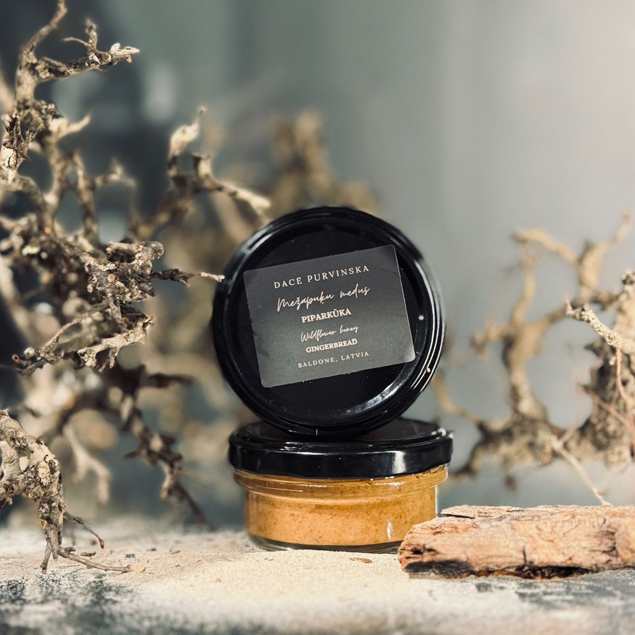 Mežapuķu putots medus PIPARKŪKA