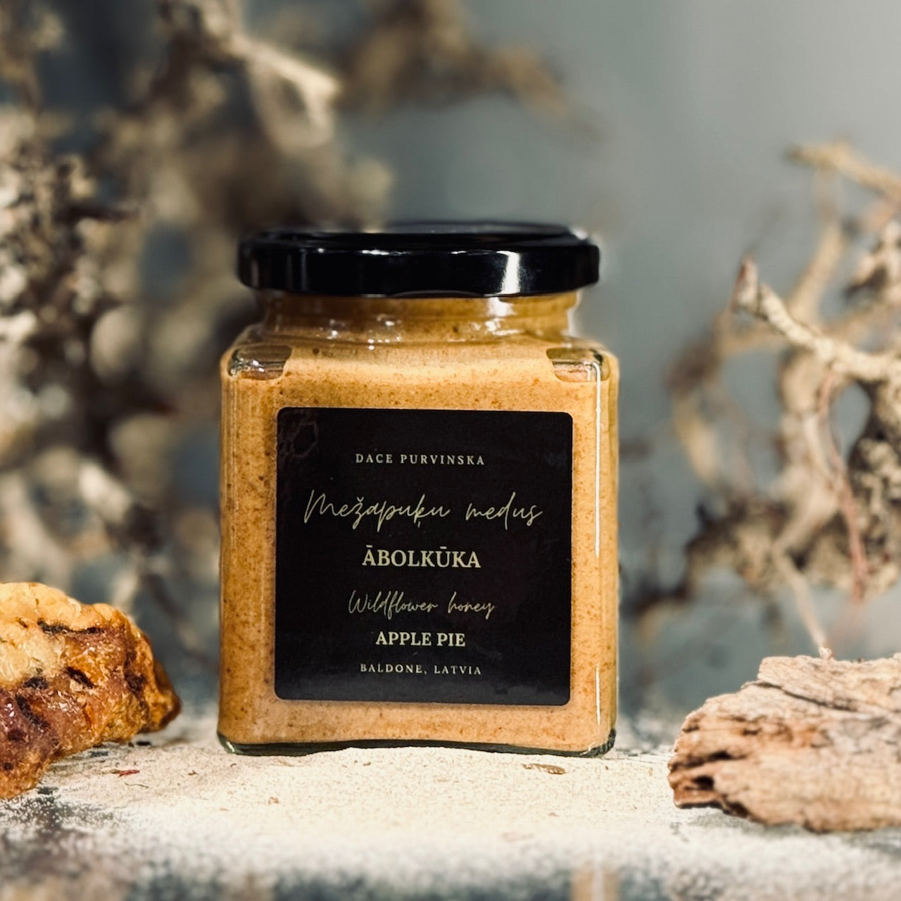 Mežapuķu putots medus ĀBOLKŪKA