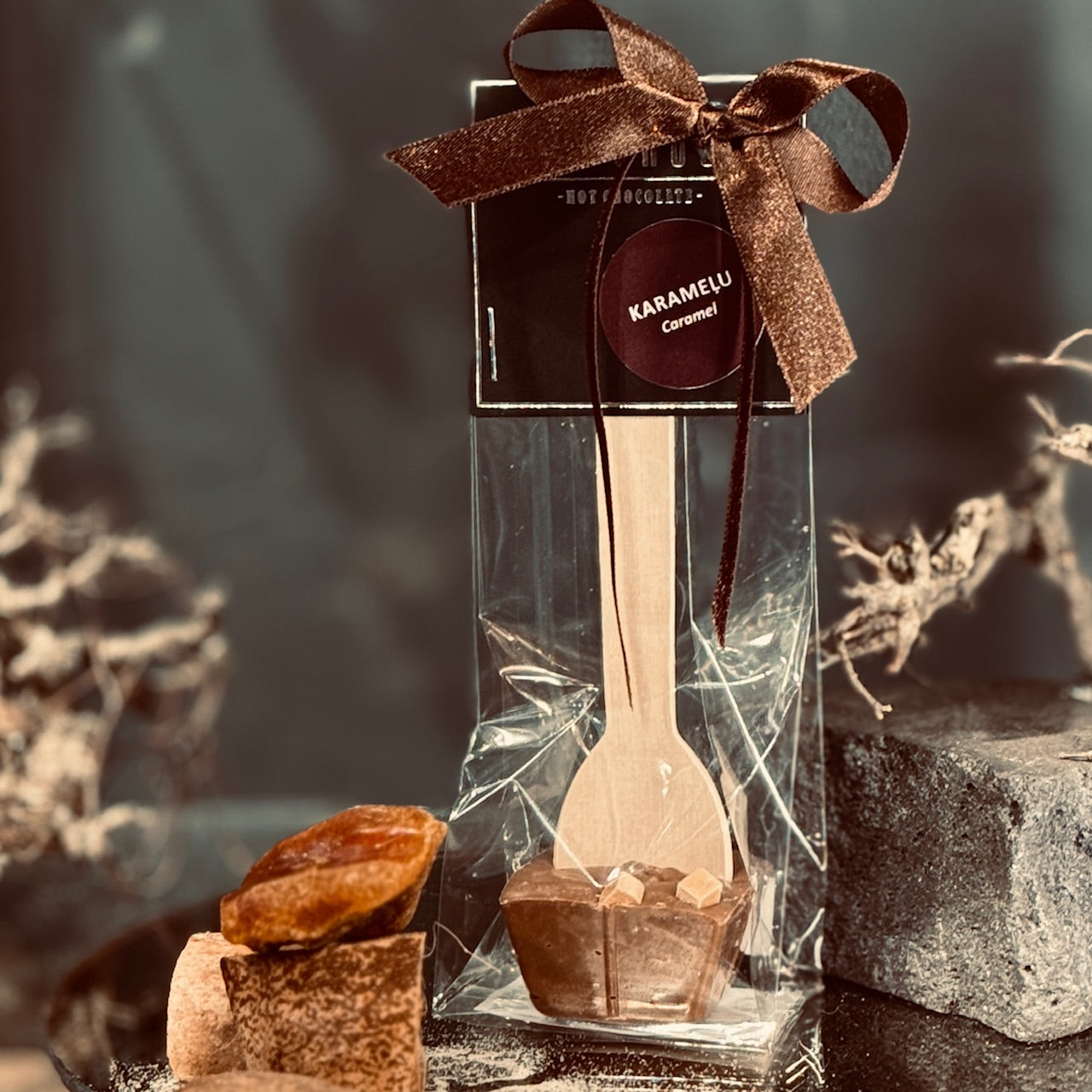 KARSTĀS ŠOKOLĀDES karotes