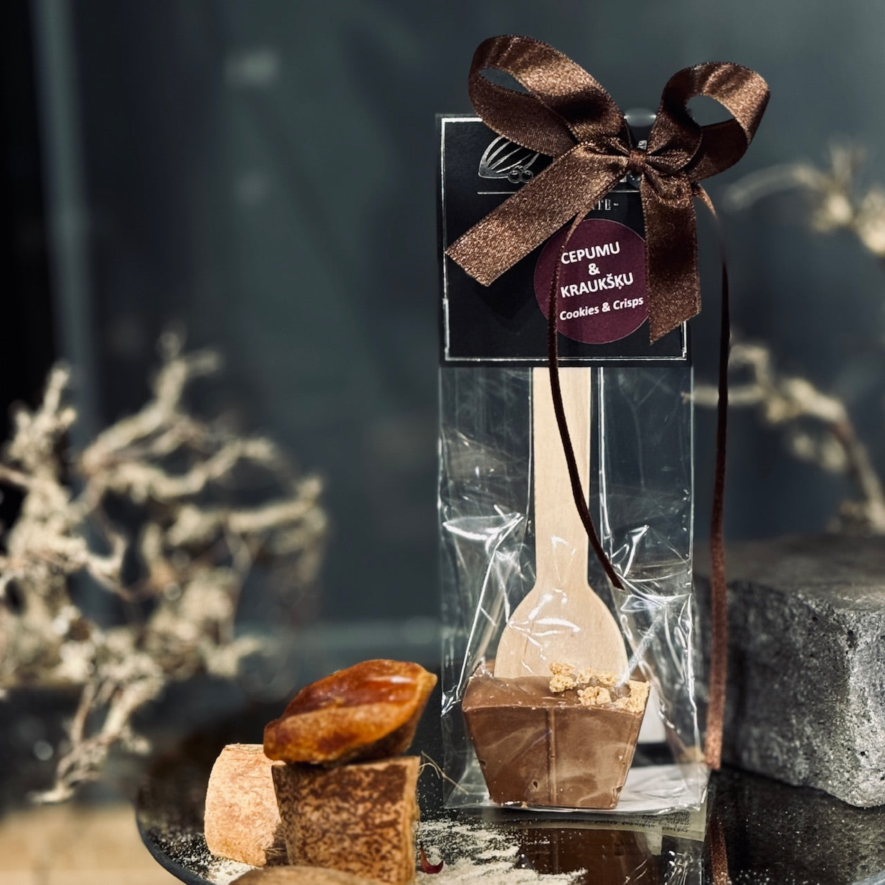 KARSTĀS ŠOKOLĀDES karotes