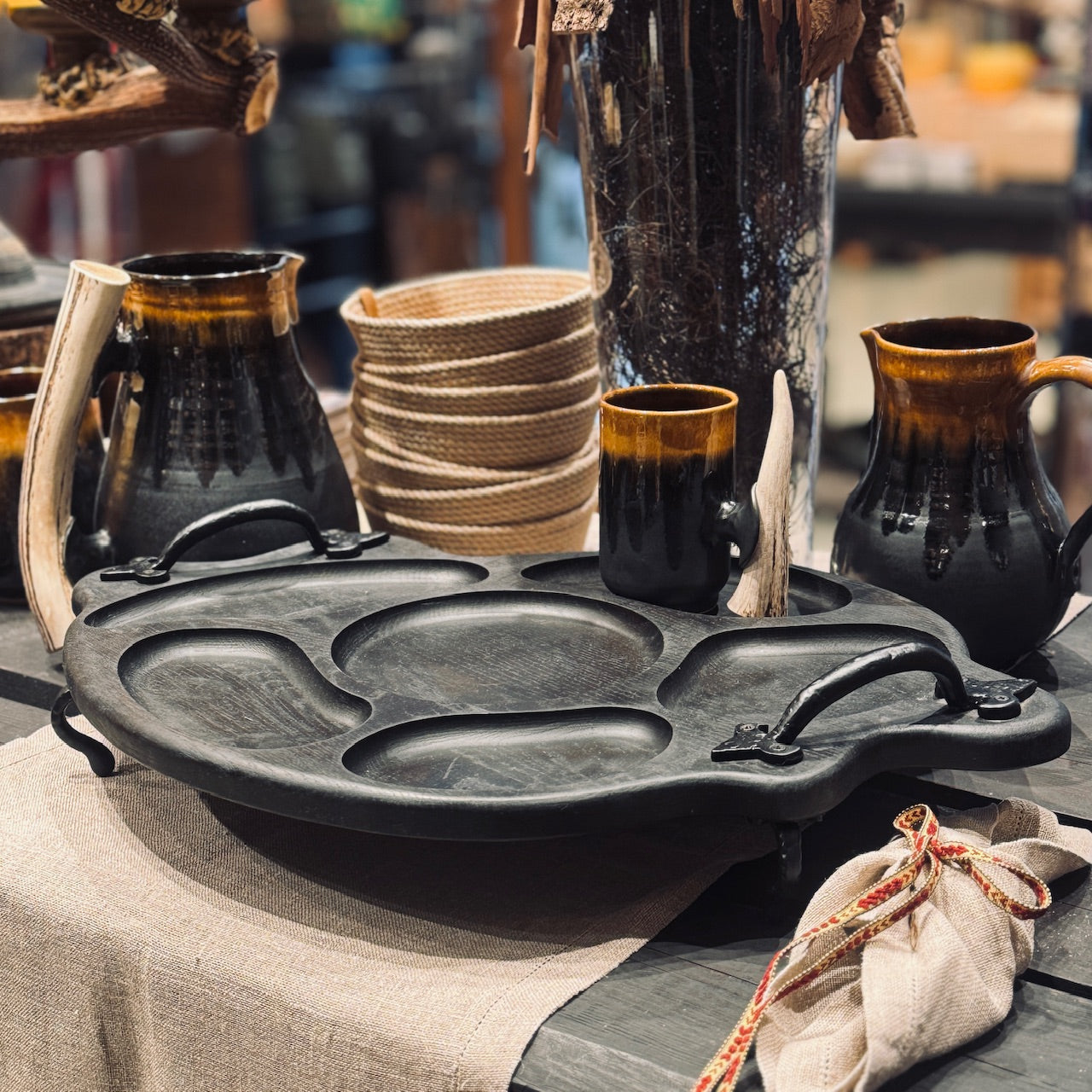 Ozolkoka paplāte ar kaltiem rokturiem