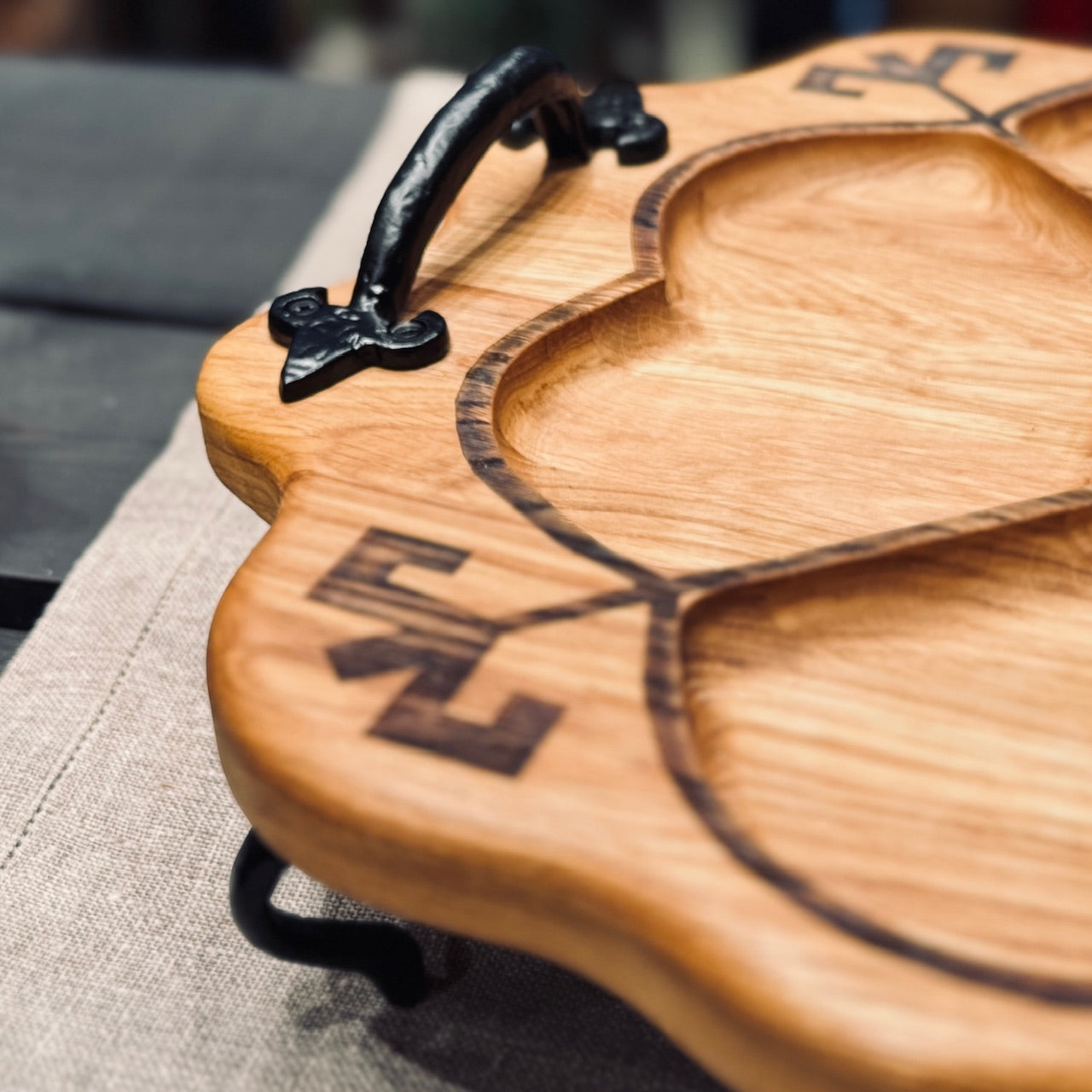 Ozolkoka paplāte SAKTA ar kaltiem rokturiem