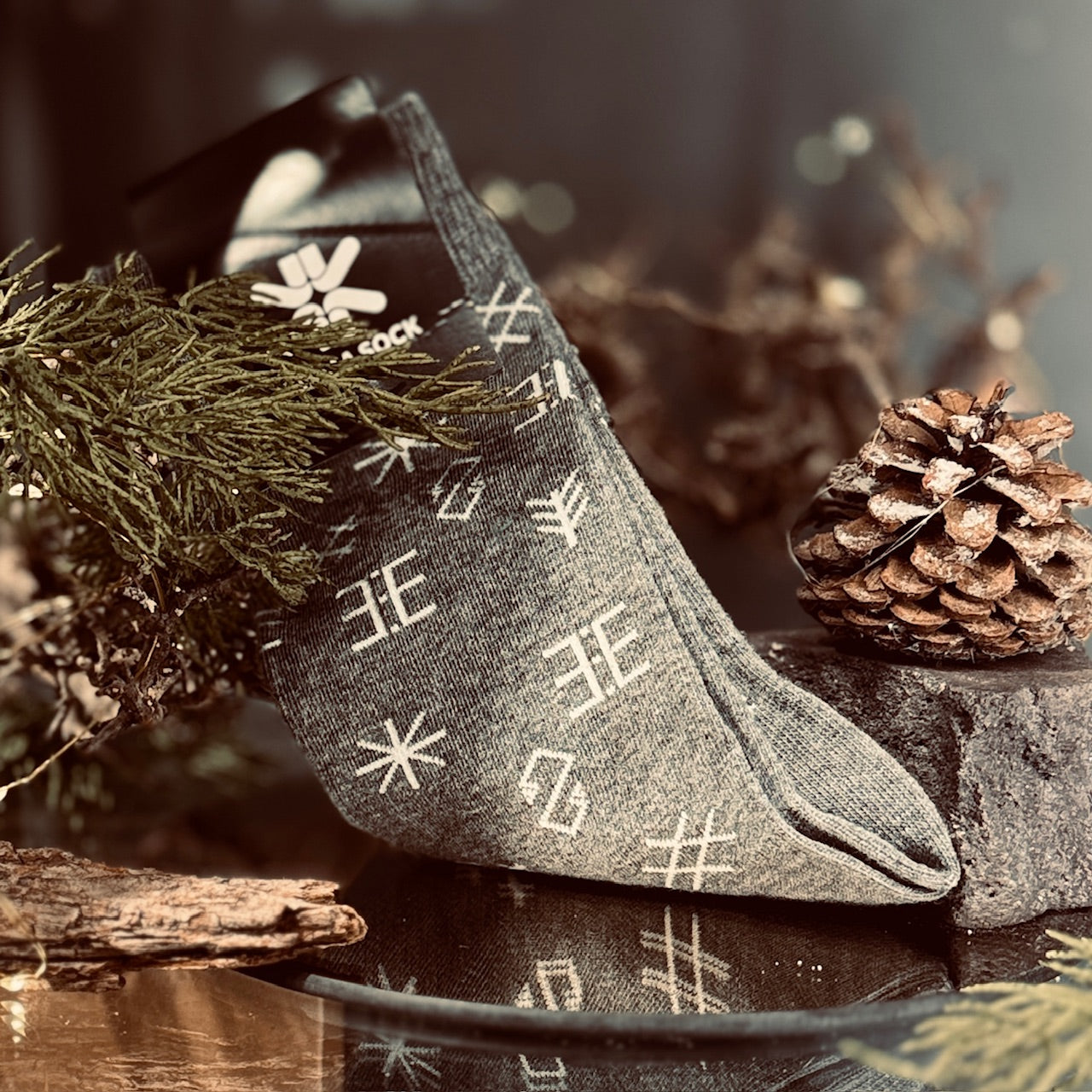 Kokvilnas zeķes LATVIEŠU SPĒKA ZĪMES