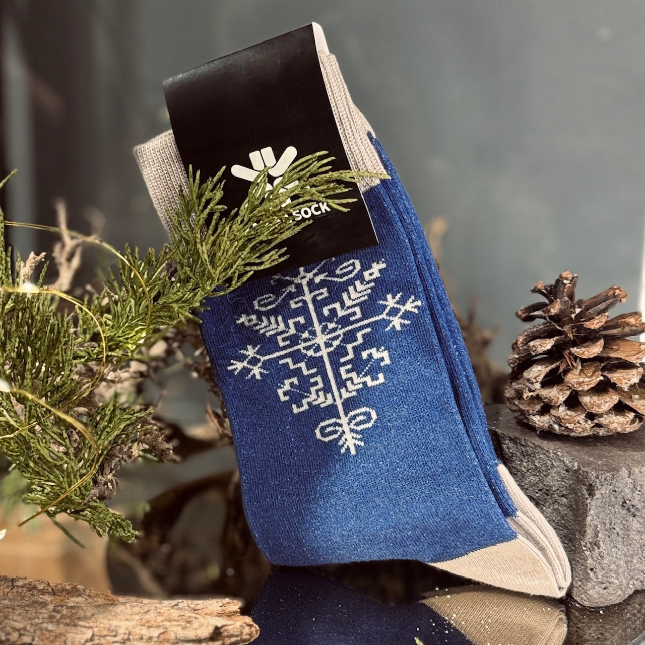 Kokvilnas zeķes LATVIEŠU SPĒKA ZĪMES