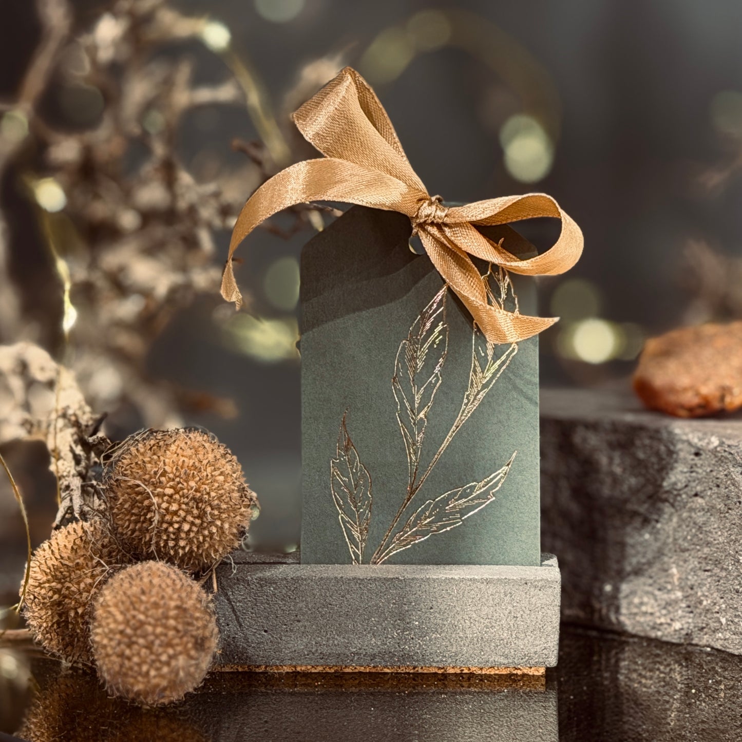 Dāvanu zīmītes ZIEDOŠAIS MOTĪVS