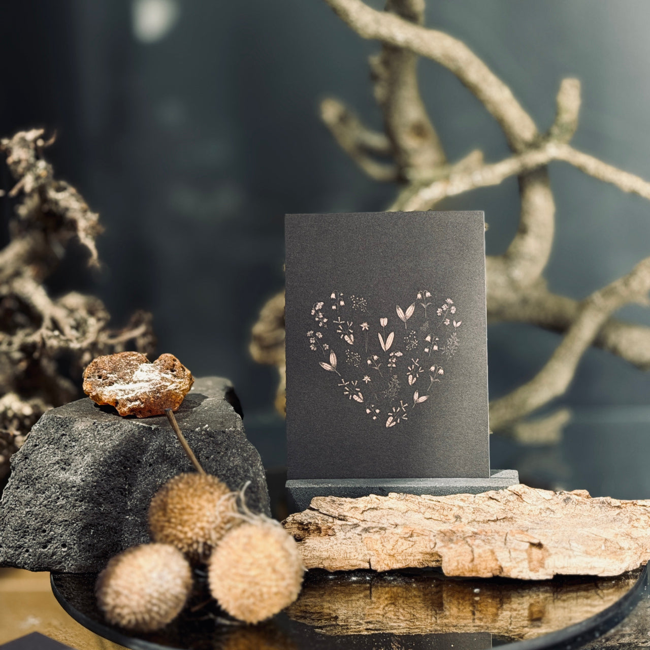 MAZĀS apsveikuma kartītes MĪLESTĪBA