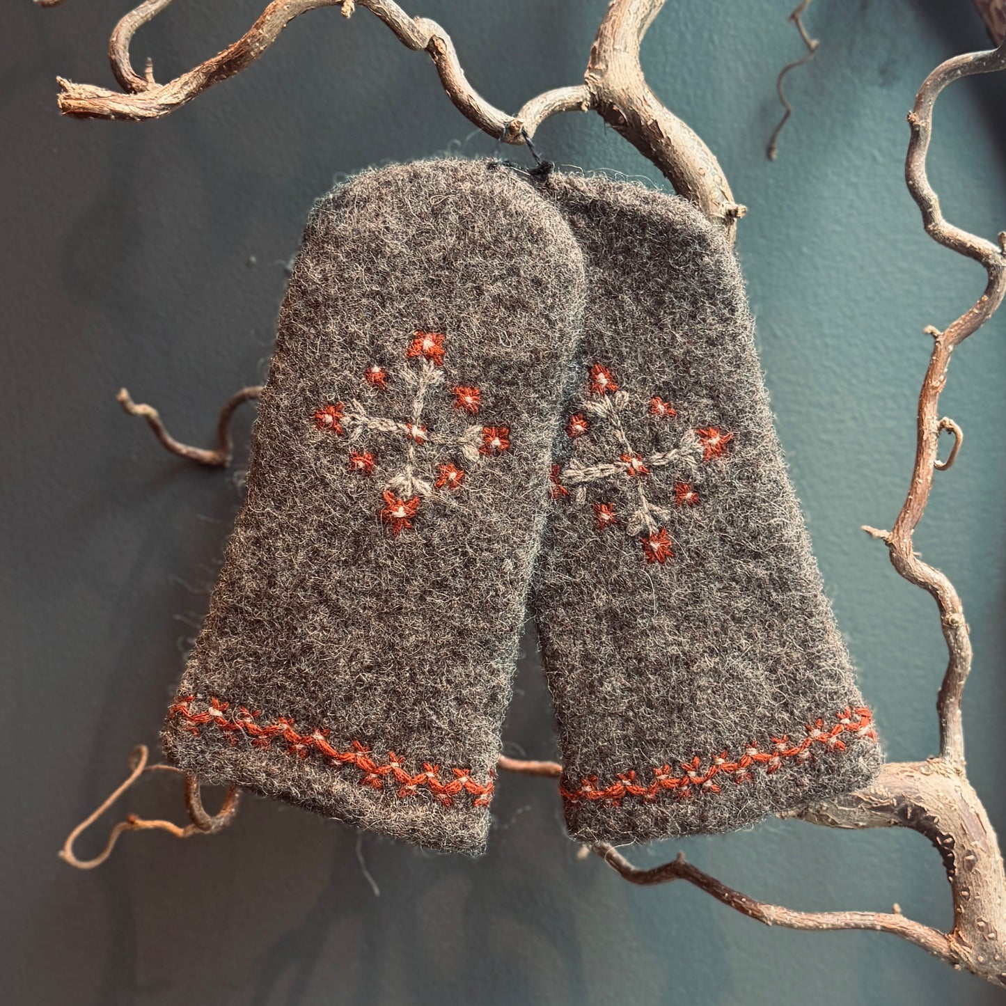 Aitas veltas vilnas cimdi DŪRAINIS