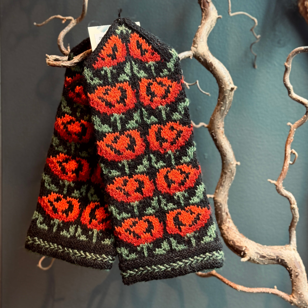 Adīti rakstaini vilnas dūraiņi ZIEDS